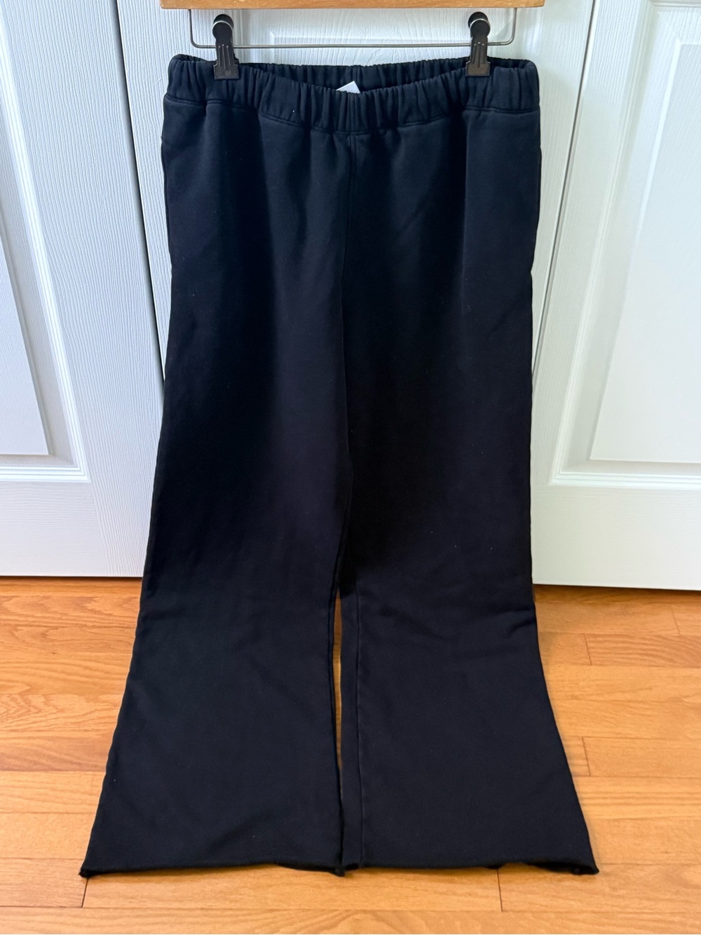 RE/DONE X Hanes Wide Leg Black Sweatpants - Picture 2 of 4